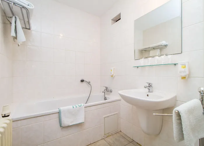 Lh Hotel Medinek Old Town
